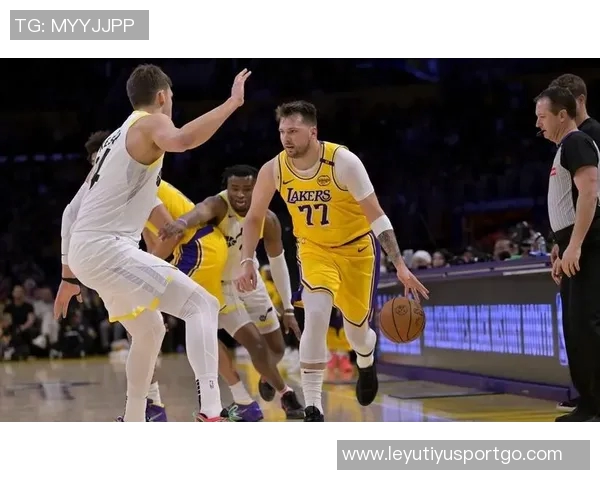 东契奇三分球命中率创历史新低仅323成为出手10次以上球员中最低纪录